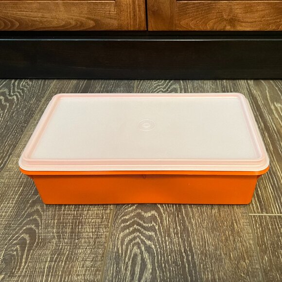 Tupperware Rectangular Container with Lid - Picture 2 of 10
